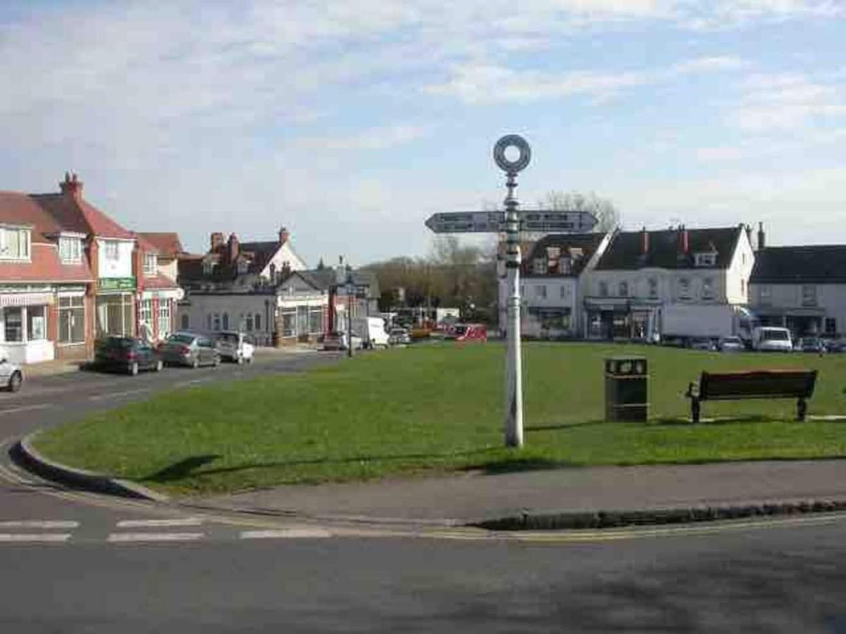 Heavenly Haven Ξενοδοχείο Lymington Εξωτερικό φωτογραφία