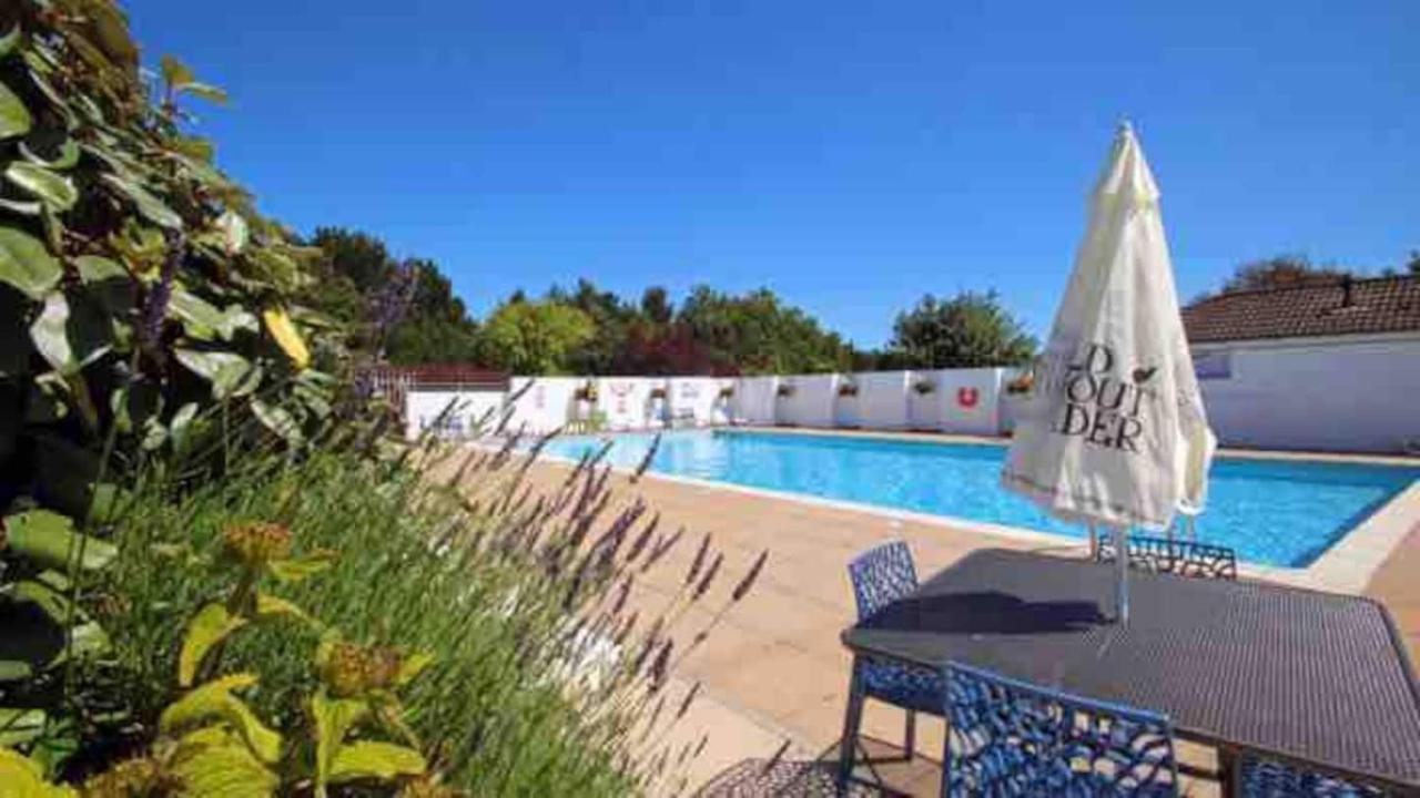 Heavenly Haven Ξενοδοχείο Lymington Εξωτερικό φωτογραφία